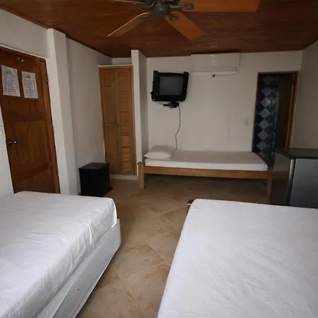 Arrecifes Casa Playa Bed and breakfast Cartagena